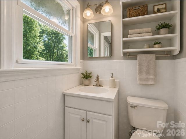 611 Pole Creasman Road, Asheville, NC 28806