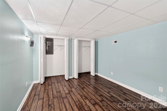 611 Pole Creasman Road, Asheville, NC 28806