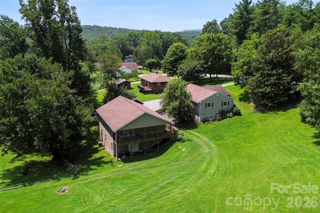 611 Pole Creasman Road, Asheville, NC 28806