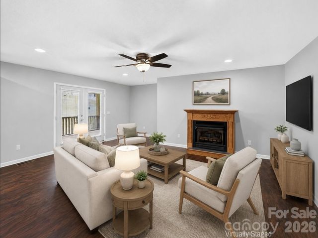 611 Pole Creasman Road, Asheville, NC 28806