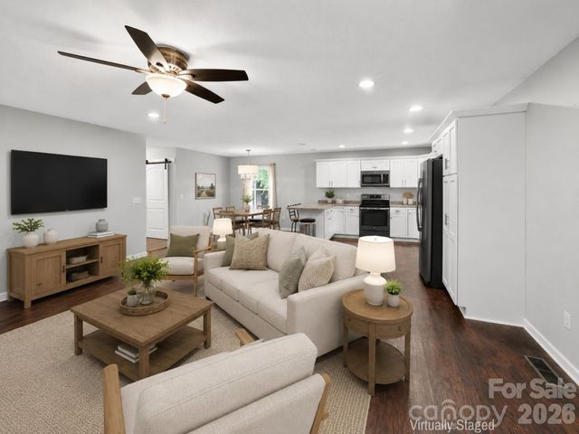 611 Pole Creasman Road, Asheville, NC 28806