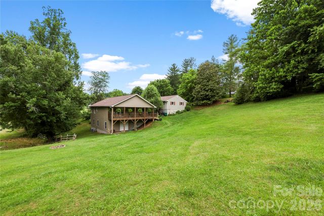611 Pole Creasman Road, Asheville, NC 28806