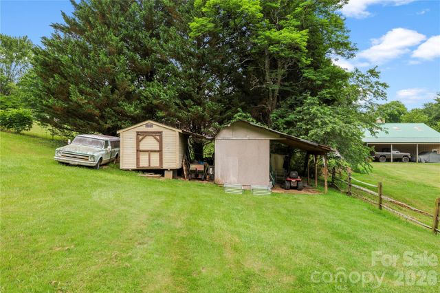 611 Pole Creasman Road, Asheville, NC 28806