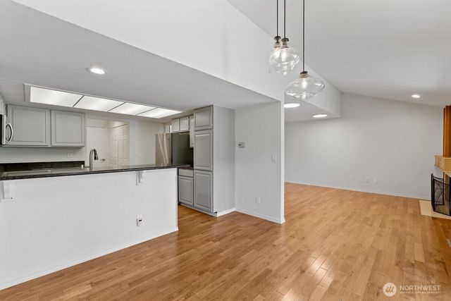 16132 SE 33rd Circle, Bellevue, WA 98008