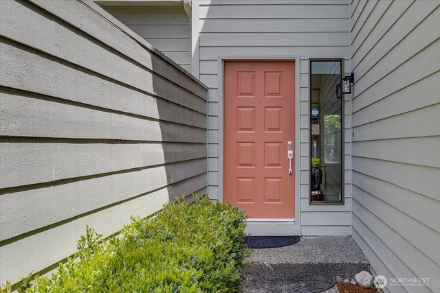 16132 SE 33rd Circle, Bellevue, WA 98008