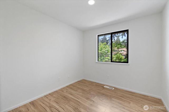 16132 SE 33rd Circle, Bellevue, WA 98008