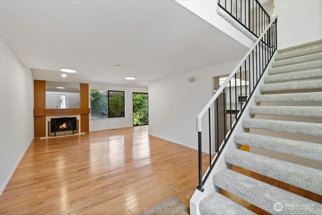 16132 SE 33rd Circle, Bellevue, WA 98008