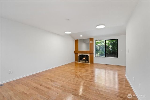 16132 SE 33rd Circle, Bellevue, WA 98008