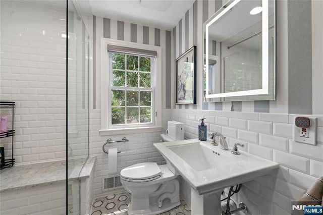 950 Belvidere, Plainfield, NJ 07060