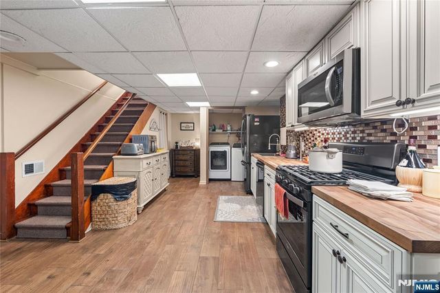 950 Belvidere, Plainfield, NJ 07060