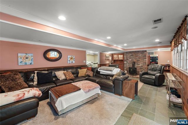 950 Belvidere, Plainfield, NJ 07060
