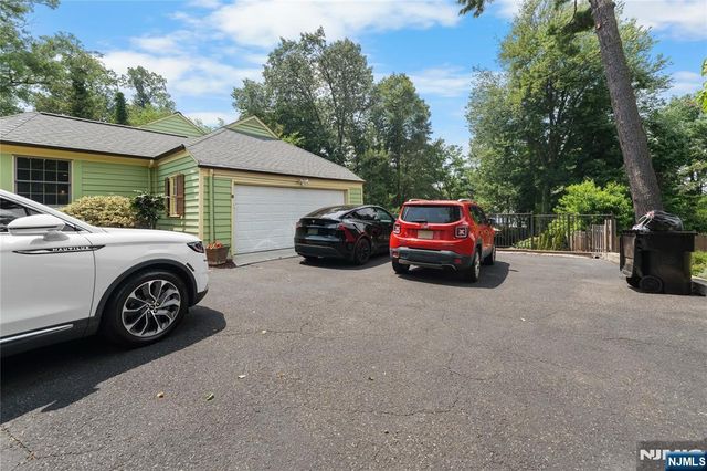950 Belvidere, Plainfield, NJ 07060