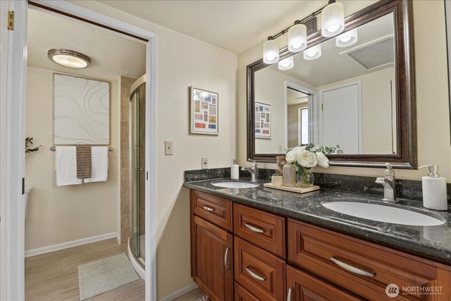 2006 245th Avenue SE, Sammamish, WA 98075