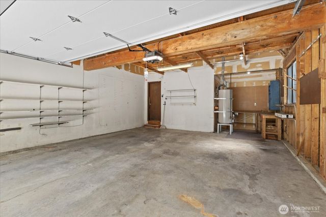 2006 245th Avenue SE, Sammamish, WA 98075