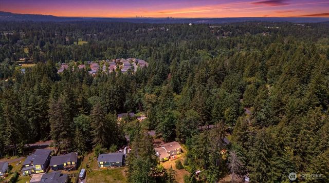 2006 245th Avenue SE, Sammamish, WA 98075