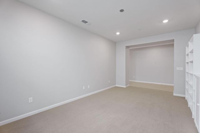 3215 Lourdes Avenue, Clovis, CA 93619