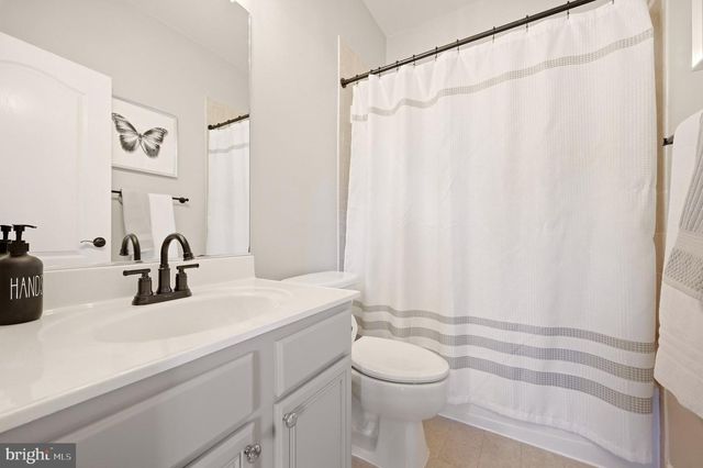 40741 CHEVINGTON LN, Leesburg, VA 20175