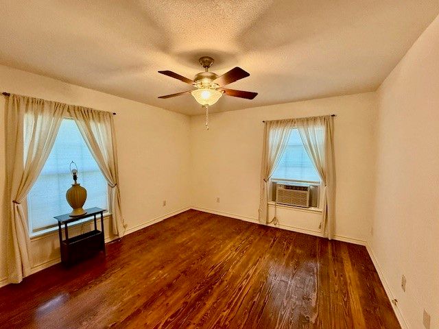 511 W Bonham Avenue, Cooper, TX 75432