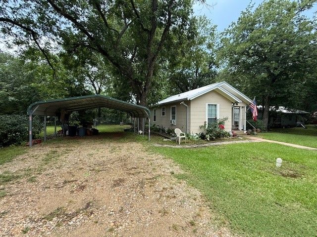 511 W Bonham Avenue, Cooper, TX 75432
