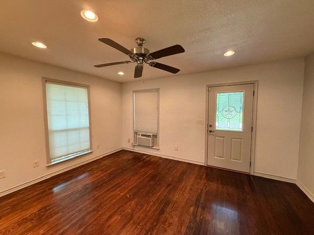 511 W Bonham Avenue, Cooper, TX 75432