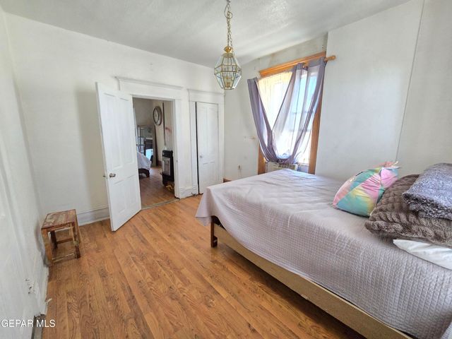 1219 N FLORENCE Street, El Paso, TX 79902