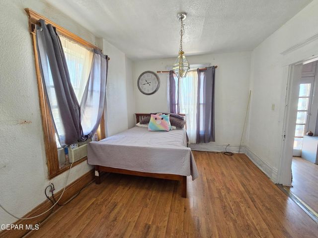 1219 N FLORENCE Street, El Paso, TX 79902