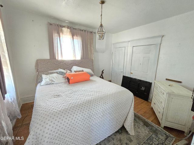 1219 N FLORENCE Street, El Paso, TX 79902