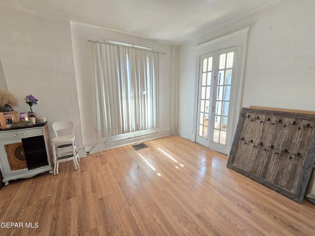 1219 N FLORENCE Street, El Paso, TX 79902