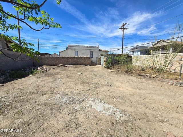 1219 N FLORENCE Street, El Paso, TX 79902