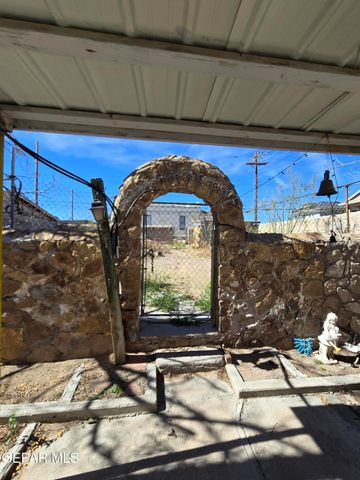 1219 N FLORENCE Street, El Paso, TX 79902