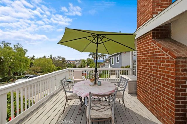 220 W Avenida Alessandro, San Clemente, CA 92672