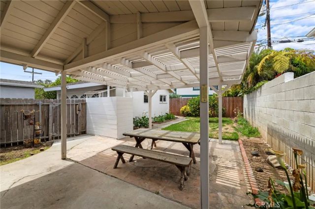 220 W Avenida Alessandro, San Clemente, CA 92672