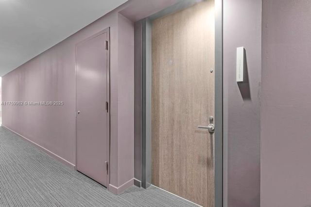 68 SE 6th St 1710, Miami, FL 33131