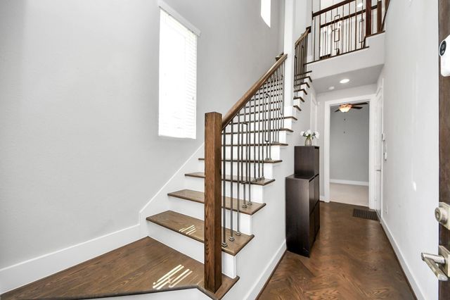 5720 Petty Street, Houston, TX 77007