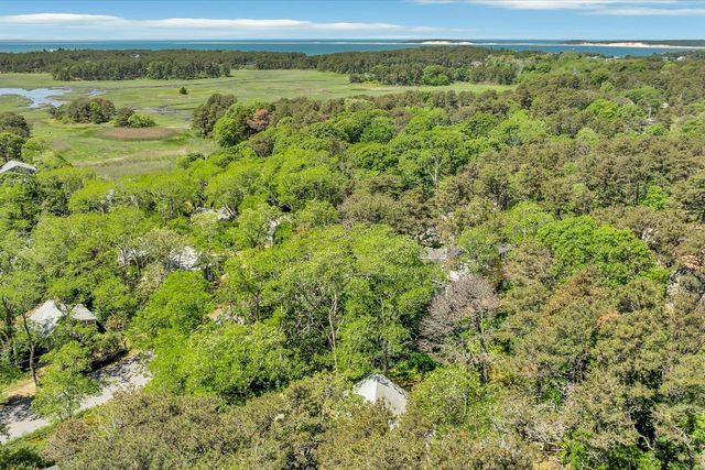 200 Pilgrim Spring Road UNIT B, Wellfleet, MA 02667