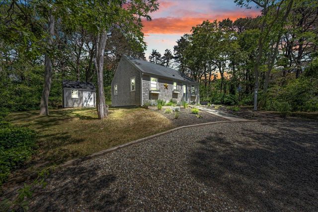 200 Pilgrim Spring Road UNIT B, Wellfleet, MA 02667