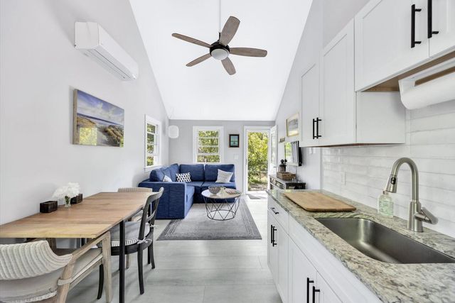 200 Pilgrim Spring Road UNIT B, Wellfleet, MA 02667