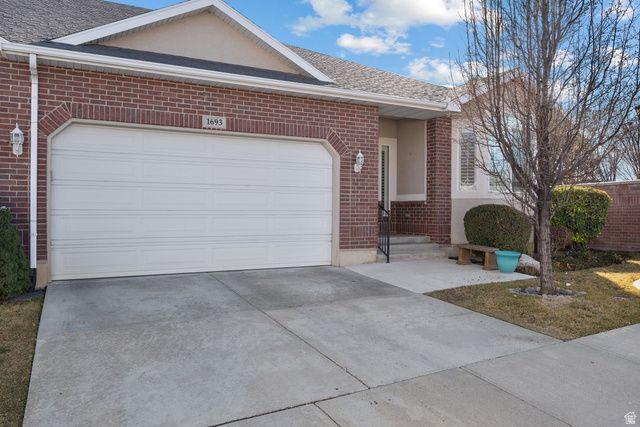1693 W PEACEFUL VIEW WAY, South Jordan, UT 84095