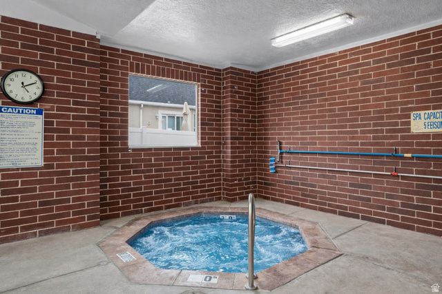 1693 W PEACEFUL VIEW WAY, South Jordan, UT 84095