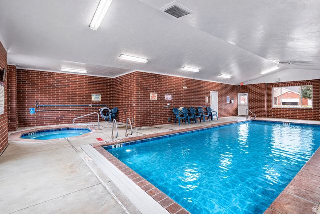 1693 W PEACEFUL VIEW WAY, South Jordan, UT 84095