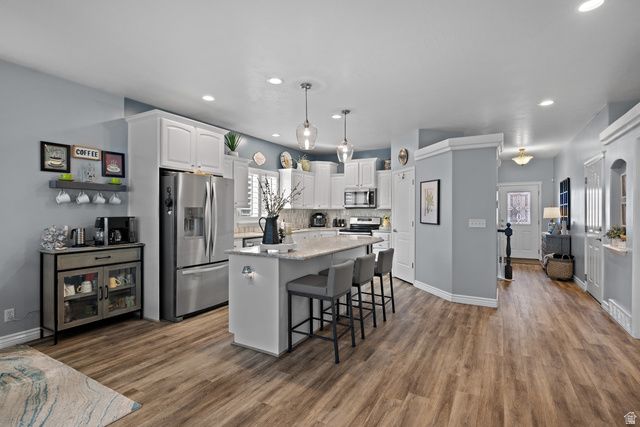 1693 W PEACEFUL VIEW WAY, South Jordan, UT 84095