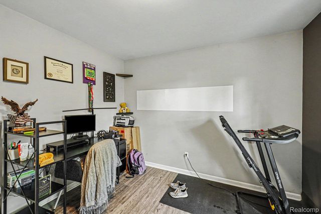 2863 Wisner Street, Waterford Charter Township, MI 48329