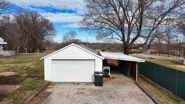 3701 Laurel Avenue, Evansville, IN 47720