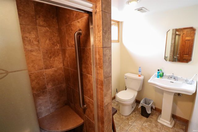 3701 Laurel Avenue, Evansville, IN 47720