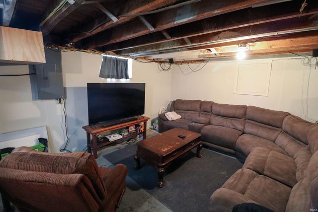 3701 Laurel Avenue, Evansville, IN 47720