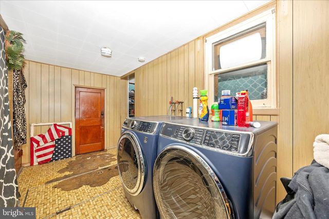 811 ANTIETAM DR, Hagerstown, MD 21742