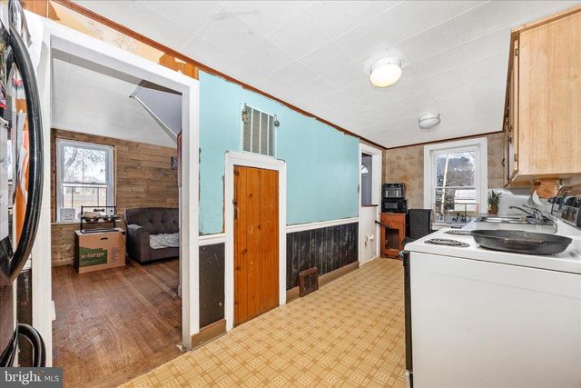 811 ANTIETAM DR, Hagerstown, MD 21742