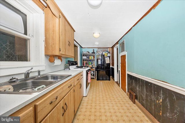 811 ANTIETAM DR, Hagerstown, MD 21742