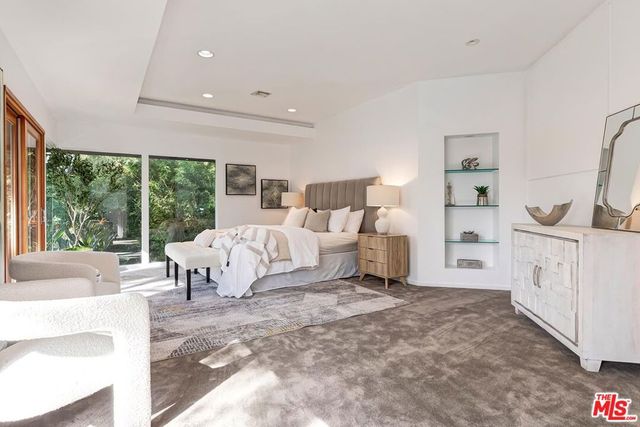 4463 Bergamo Drive, Encino, CA 91436