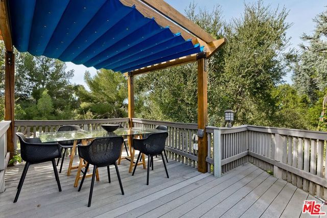 4463 Bergamo Drive, Encino, CA 91436